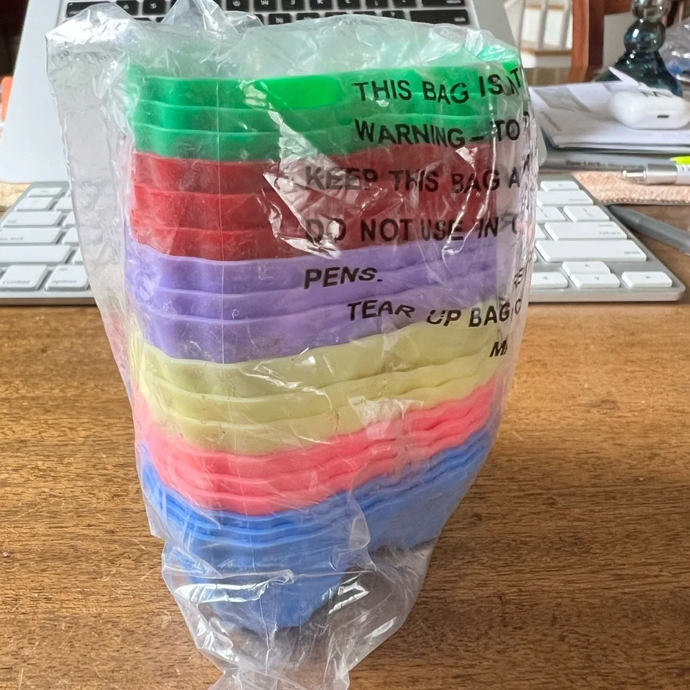 Heart-Shaped Silicone Baking Cups 18 NWT
